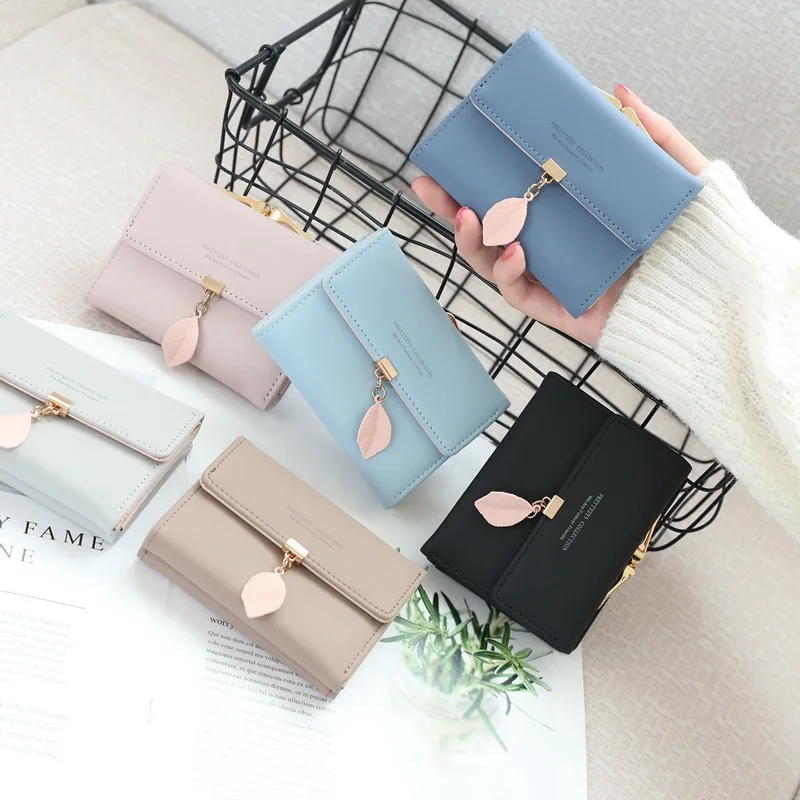 

Fashion Small Female Purse Short Purse Lady Letter Snap Fastener Short Clutch Wallet Solid Vintage Matte Women Wallet