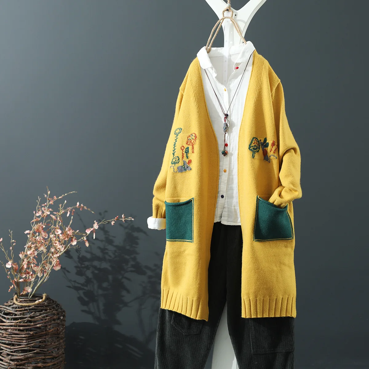 Осенний Женский вязаный кардиган в стиле ретро новинка с цветочной вышивкой