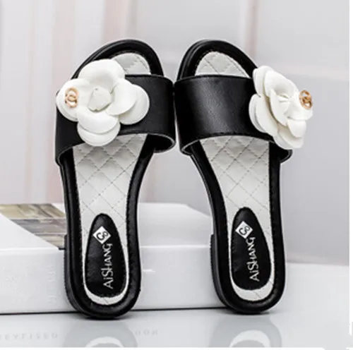 2019 г. Летние новые дизайнерские модные сандалии без застежки шлепанцы принцессы