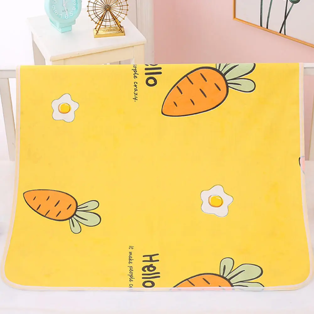 

1Pc Washable Menstrual Nursing Pad Reusable Baby Changing Pad Yellow