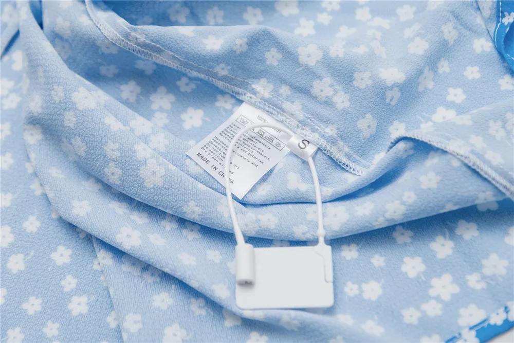 

Women's Fresh Floral V-neck Robe Blue Lace-up Short Puff Sleeve Slit Single Breasted Spring Summer New 2021 Lady Mid-calf Dress