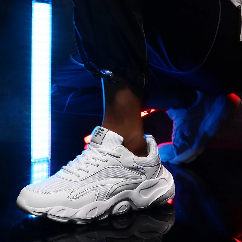 

2020 Summer Shoes Men Casual Shoes Sneaker Fashion Lightweight Lace Up Breathable Men Shoes for Men Mesh Sneakers Zapatos Hombre