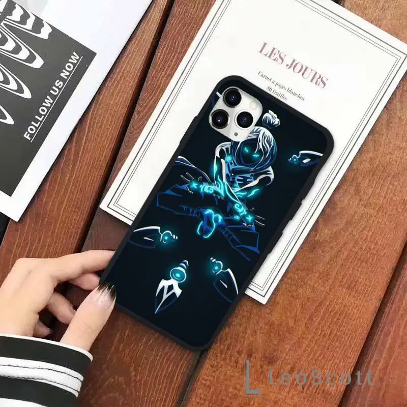 

Valorant Phone Cases for iPhone 11 12 pro XS MAX 8 7 6 6S Plus X 5S SE 2020 XR Soft Silicone Shell Cover Funda