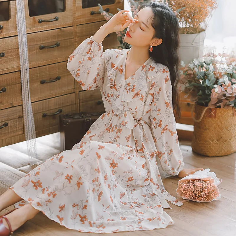 

COIGARSAM Full Sleeve Women dress New Spring Floral Print V-Neck Dresses Apricot 3360