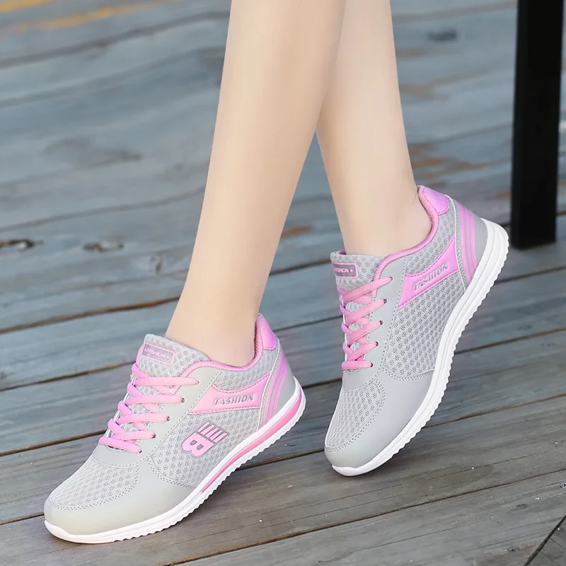 Повседневная обувь Женские дизайнерские кроссовки для женщин Роскошные 2021