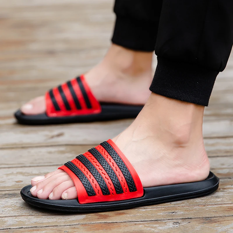 

Summer Men and Women Slippers Outdoor Clogs Garden Shoes Beach Slides Mules Bathroom Loafers Casual Massage Home House Slippers