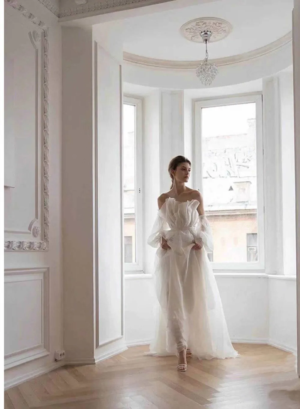 Boho A Line Wedding Dress Strapless Pleated Puff Sleeves Organza Robe de mariée Sweep Train Bride Gown Vestidos De Novia