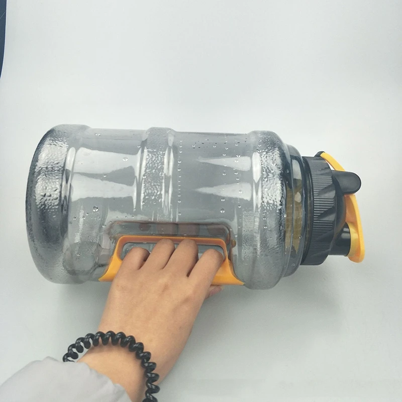 

2.5L Wide Mouth Plastic Sport Water Bottle Outdoor Sports Large Capacity Water Bottle Space BPA Drinking Bottled Water