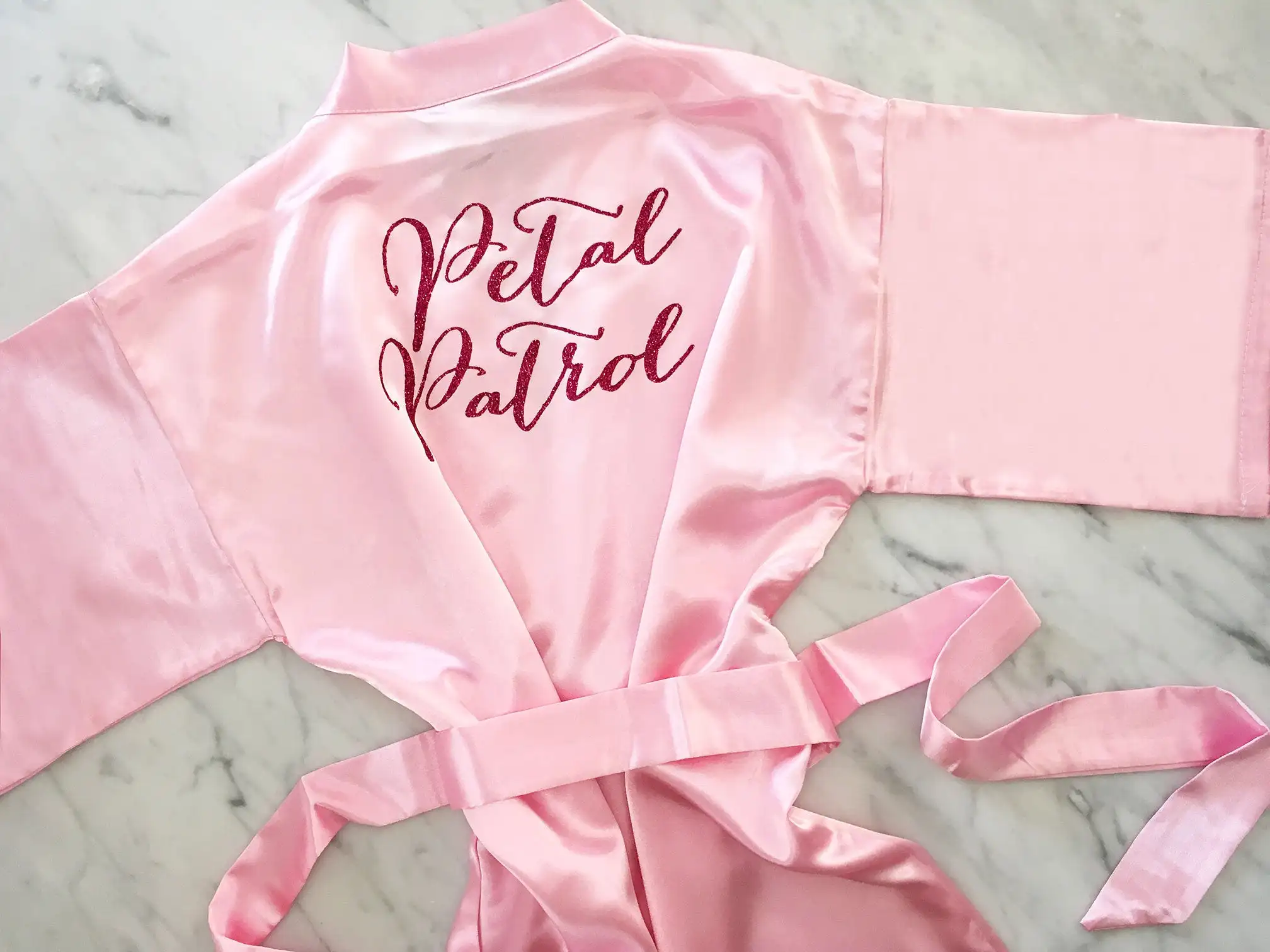 Халат кимоно Женский атласный золотистый с цветочным принтом|Украшения своими