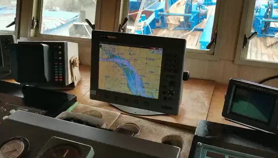 

OVA 12 INCH marine gps ais class b chartplotter