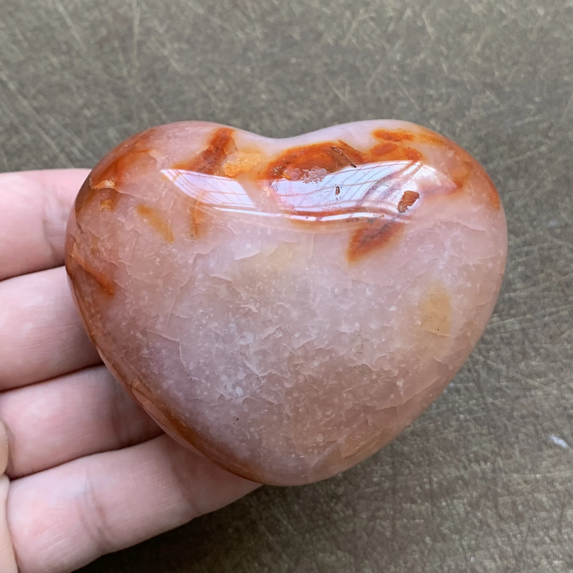 

205g Natural Red Agate Heart Home Decoration Rough Polished Quartz Crystal Healing Love Z002