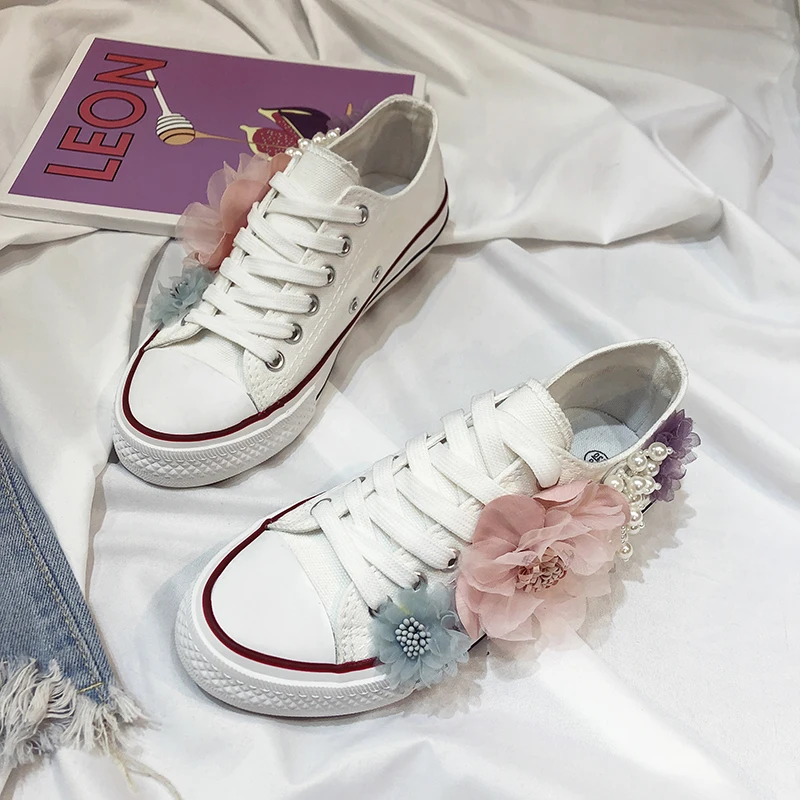 

2020 Spring Women Canvas Flowers Shoes Flat Bottom Strap Comfortable Ladies Leisure Footwear Vintage for Female Shoes W31-22