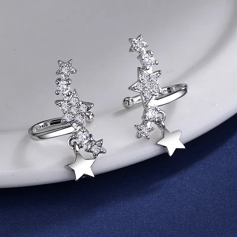 Серьги-подвески серебряного цвета с кристаллами | Украшения и аксессуары