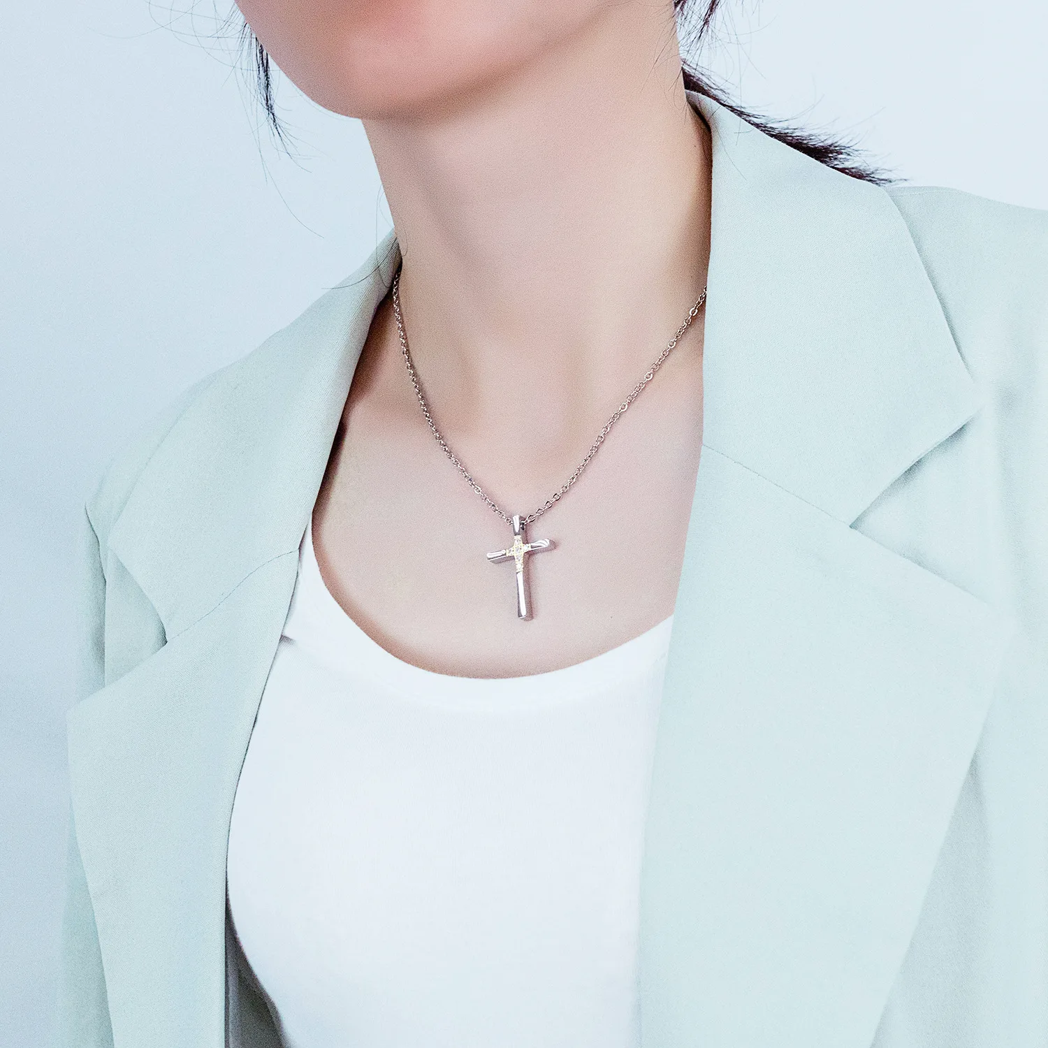 

Retro Couple Necklace Cross Pendant Women Men Necklaces Cubic Zirconia Stainless Steel Jewelry Gift for Anniversary Birthday