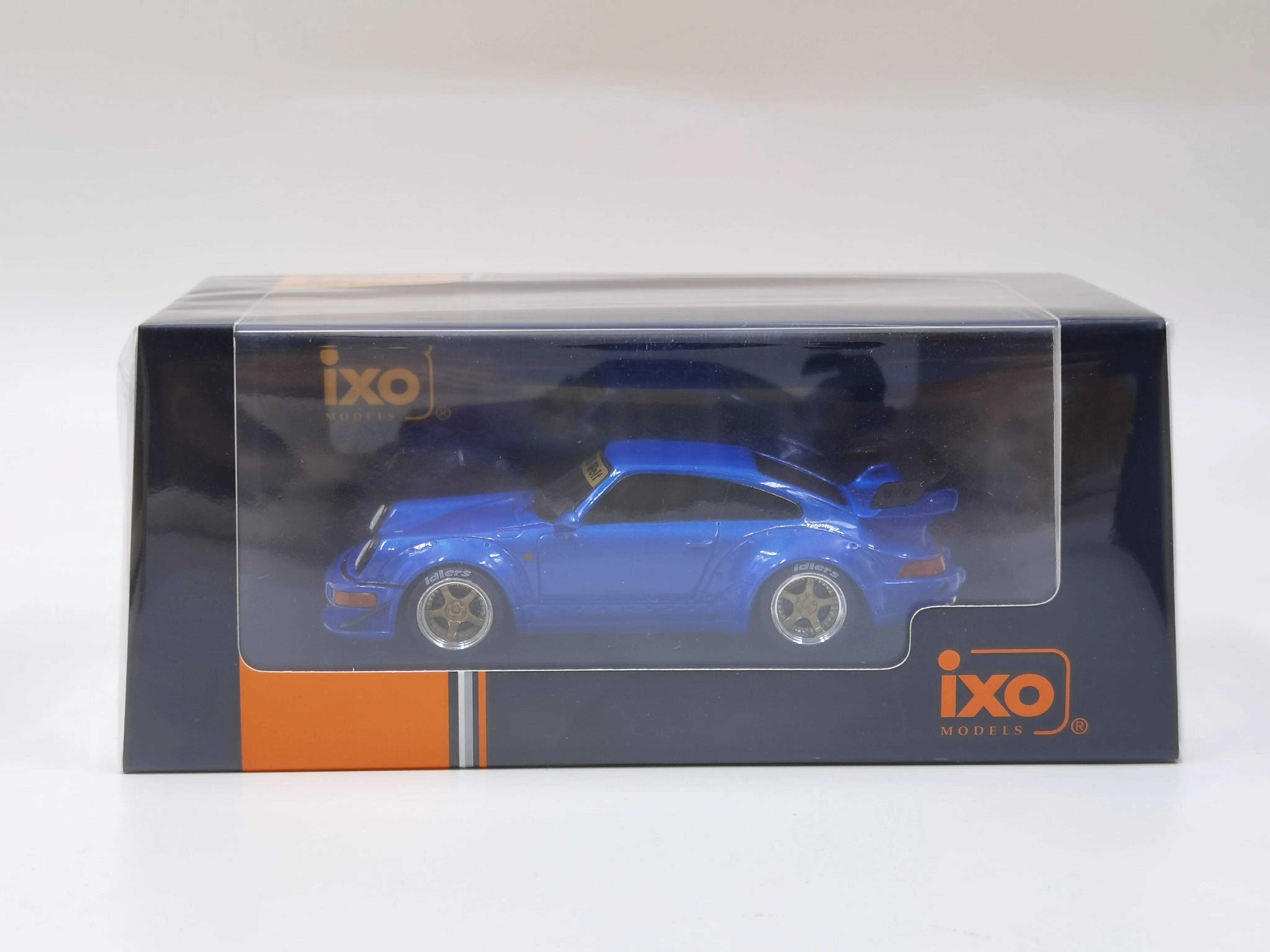

Лимитированная Коллекционная модель IXO 1:43, PORSCHE RWB, 964, 993