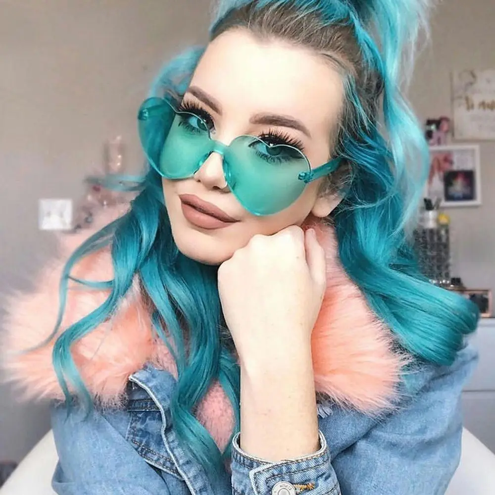 Очки солнцезащитные женские в пластиковой оправе цвет ассортименте | Аксессуары