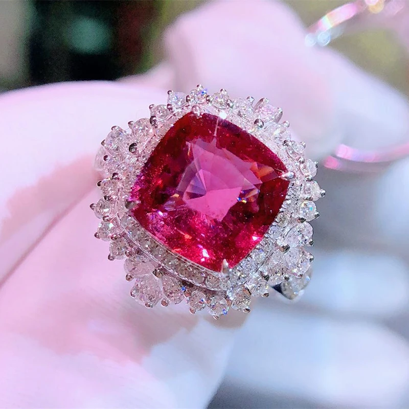 

Huitan Luxury High-quality Silver Color Women's Rings for Wedding Gorgeous Female Finger Accessories Party Brilliant CZ Jewelry