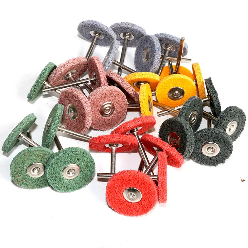 

Комплект из 20 шлифовальных дисков из нейлона