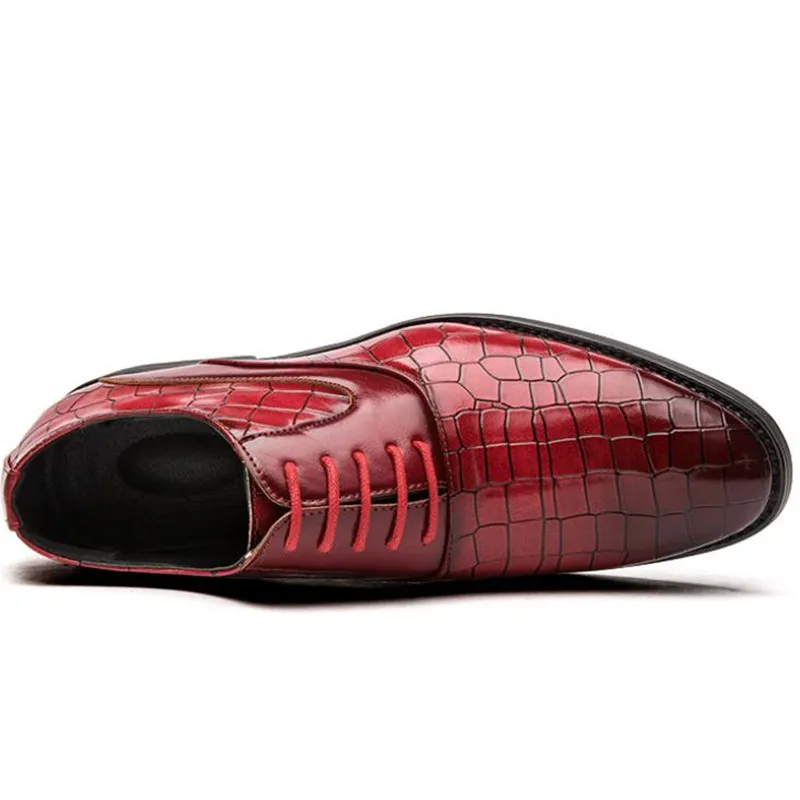 

Leather shoes men's new large size patent leather shiny pointed business dress leather shoes men's shoes color matching shoes 48