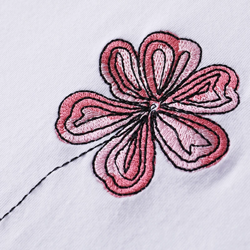 

New 2XL Floral Short Sleeve T Shirt Women's Embroidery Graphic Tees Female Top Shirt White O Neck Loose Plus Size Woman Clothing