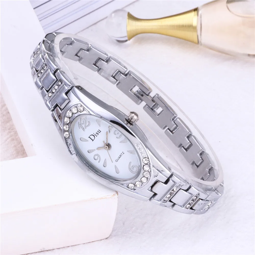 

2021 New Casual Socialite Noble Diamond Bracelet Watch Alloy High Quality Women's Watch womens watches