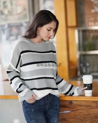 

Autumn And Winter Women's New Round Neck Long Sleeve Color Contrast Striped Sweater For Women