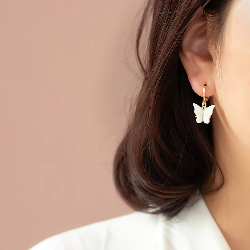 Новые модные женские серьги капельки с бабочками 2020 милые красочные акриловые