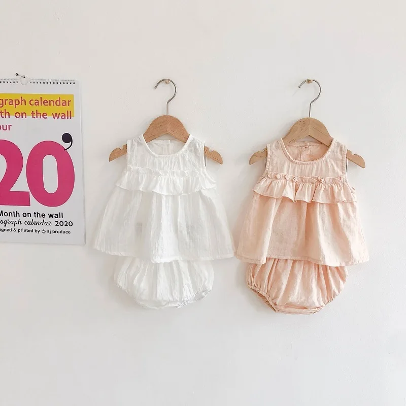 

Fashion Newborn Girl Sets Summer Cotton Sleeveless Solid Baby Girl Clothes Ruffle Top Baby Shorts Bloomers Toddler Casual Outfit