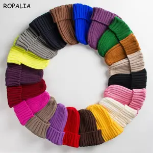 Шапка-бини вязаная