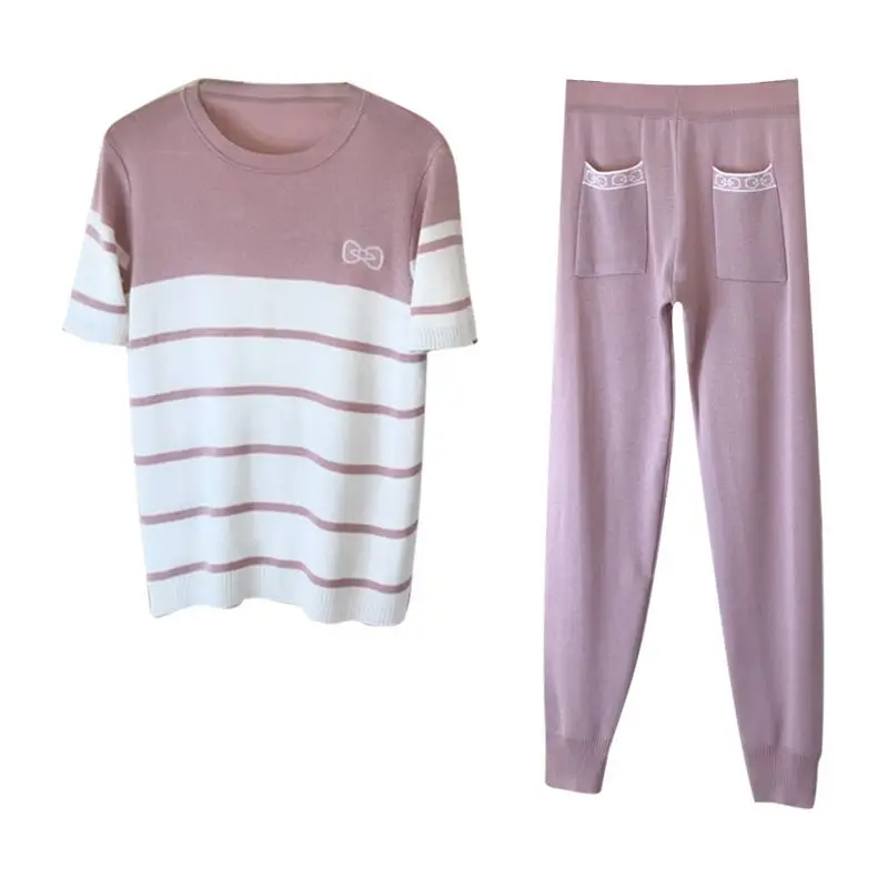 

New product of spring and summer 2021 Han Fan butterfly color contrast knitted Short Sleeve Top + elastic Leggings suit