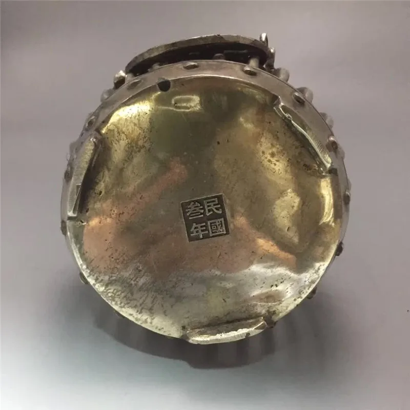 

Chinese Tibetan Silver Bronze Gourd Shaped Birdcage Auspicious Gift Home Fengshui Decoration