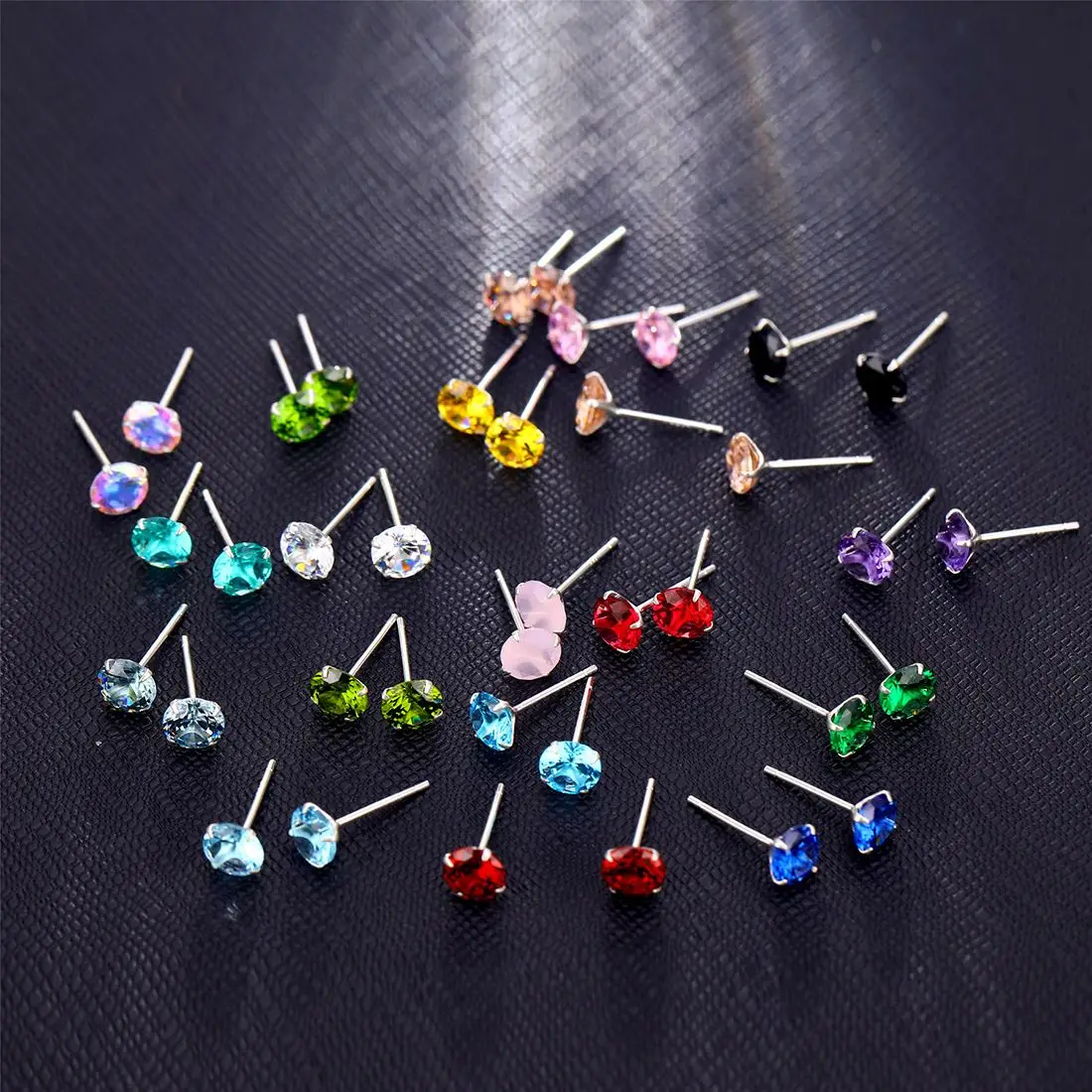 Серьги-гвозди Козелок из хирургической стали в Корейском стиле штанги для хряща