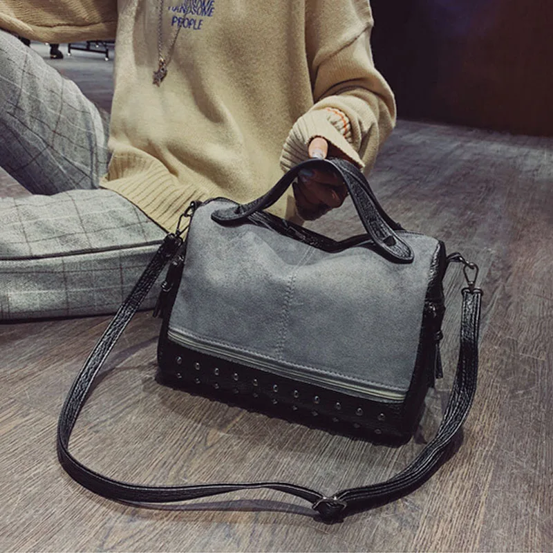 Сумочка из матовой искусственной кожи с заклепками в стиле ретро модные