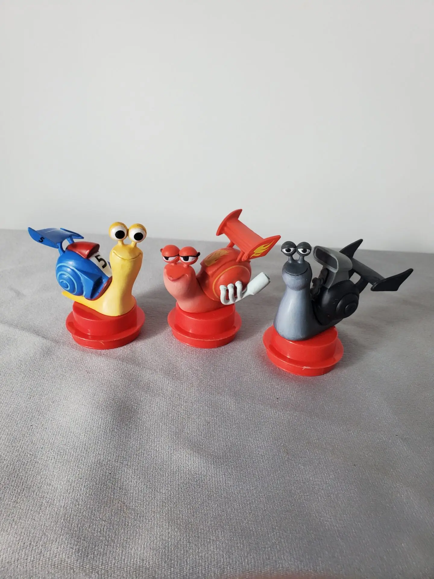 3 шт. поддельные большой глаз Улитка высокоскоростная Мобильная турбо модель