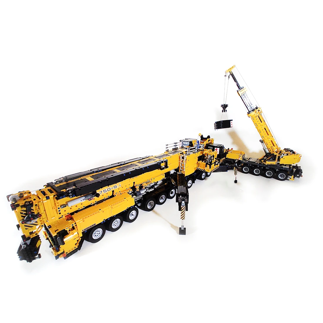 

7354Pcs MOC LTM1750-9.1 V2.0 1:20 2.4G RC Mobile All-terrain Crane Building Blocks Construction Vehicle