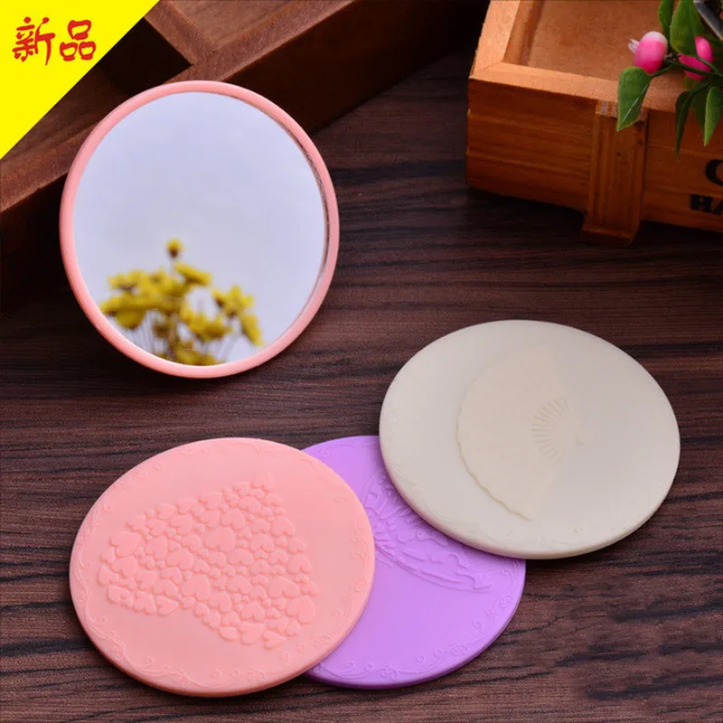 Зеркало карманное для макияжа компактное металлическое диаметр 7 см 1 шт. |