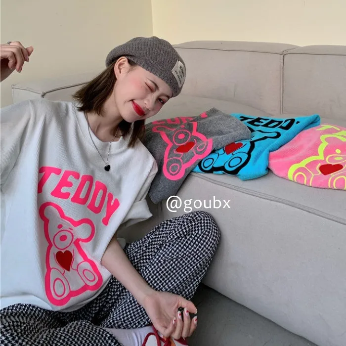 

С рисунком медведя и надписями футболка с короткими рукавами и принтом для женщин свободный крой, подходящая к любому стилю одежды; Новая ле...