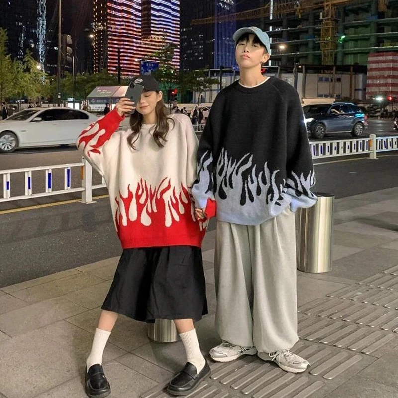 Женский жаккардовый свитер свободный с круглым вырезом подходящий к цвету