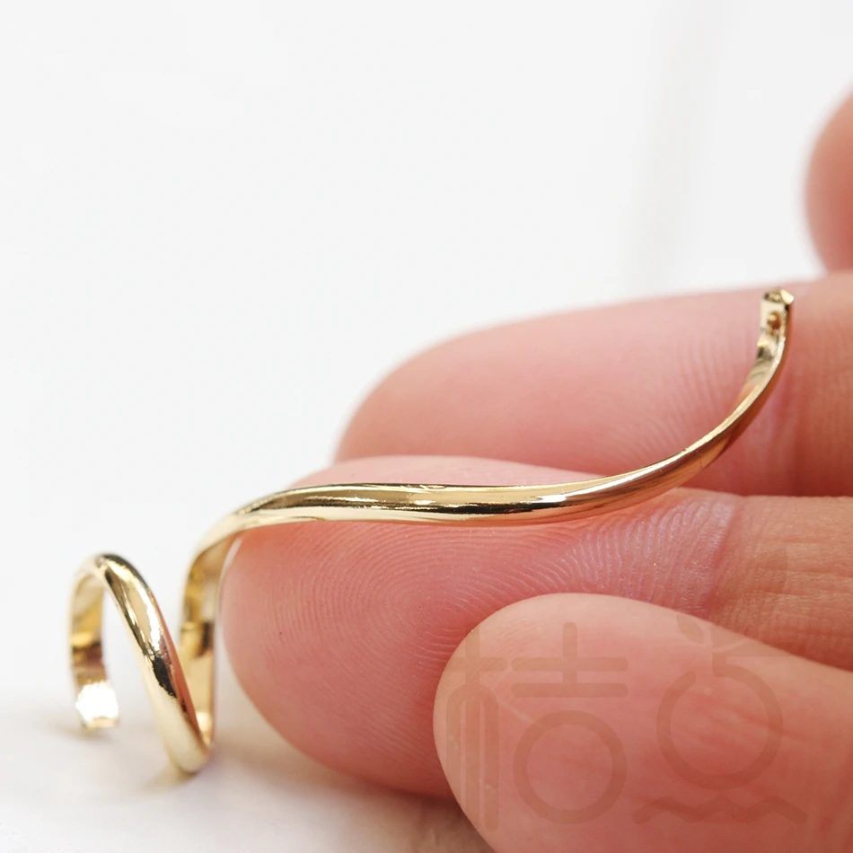 Твердая латунь кухонное завитое в виде геометрических фигур кулон 41x12 3 мм (3862C V