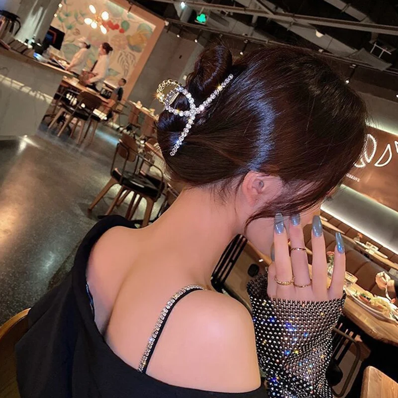 

New Vintage Metal Gripper Pearl Rhinestone Cross Gold Silver Gray Color Large Bath Clip for Women Hair Accessories