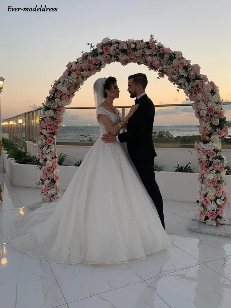 

Shiny Princess Ball Gown Wedding Dresses Off Shoulder Appliques Lace Up Back Bride Dress Robe De Mariee 2021 Vestidos De Noiva
