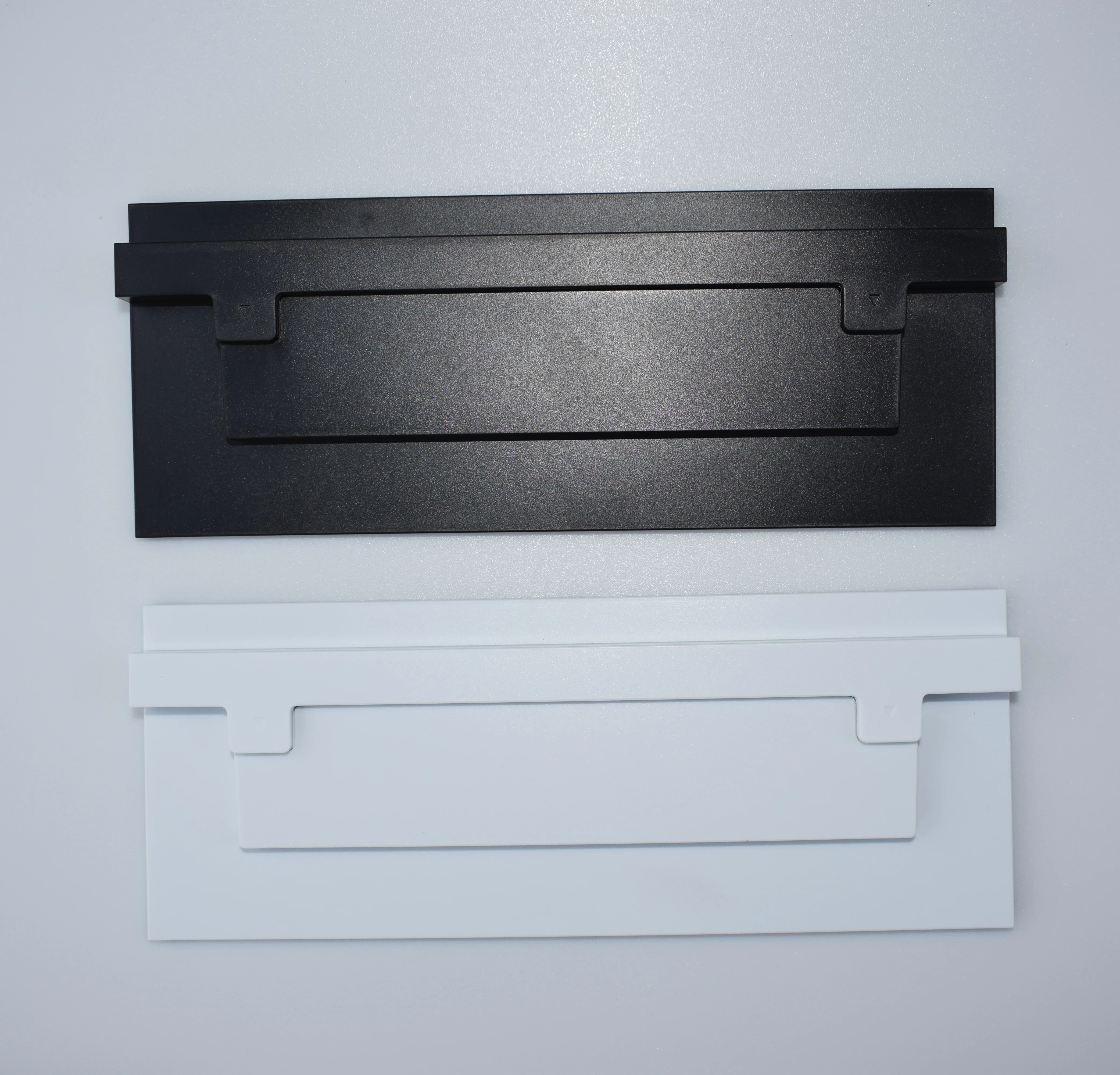 Вертикальная подставка с защитой вентиляционных отверстий игровая консоль