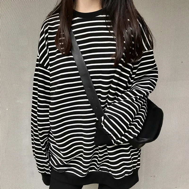

Black And White Striped Lazy Hoodie Women Crewneck Sweatshirt Patchwork Polerones 2021 Xxl Harajuku Pullover Hoodie Korean Style