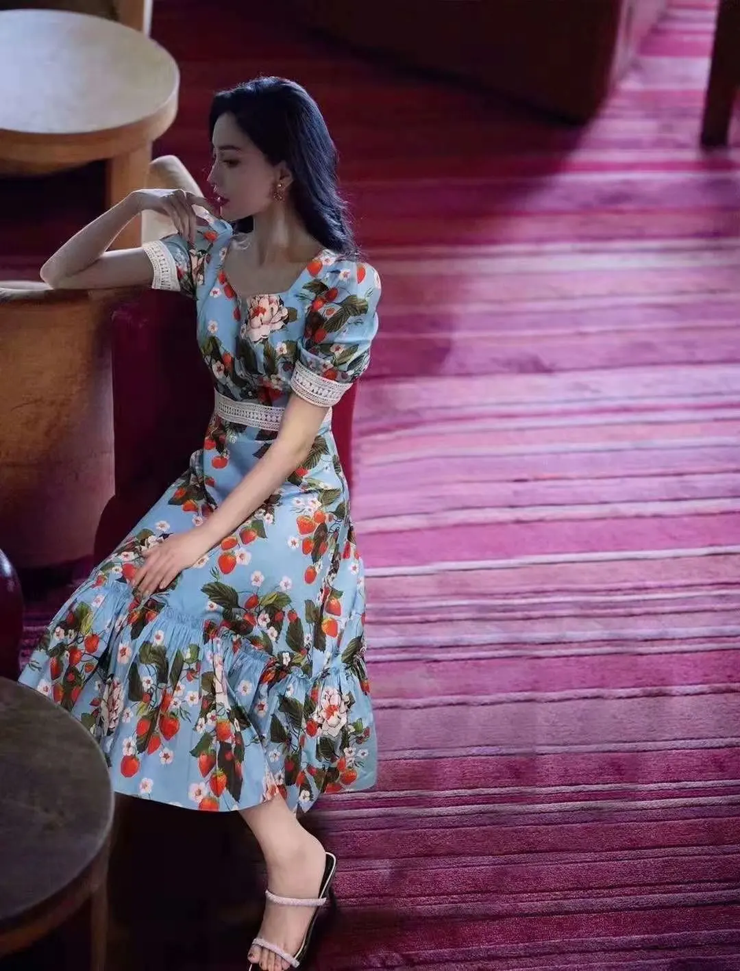 

High-End Fashion Print Stitching Lace Dress 2021 Summer Retro Square Collar Large Swing Dress Slim Temperament Dress for Women