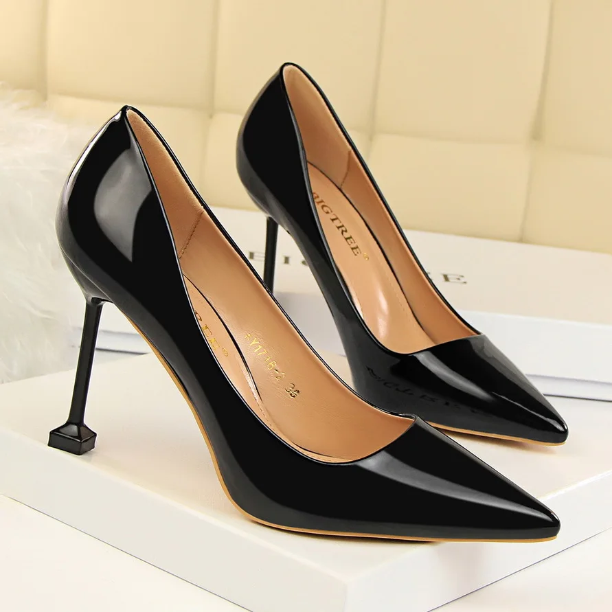 

Plus Size 2020 Color Women Pump High Heels Single Shoe Female Patent Leather Sexy Ladies Wedding Party Woman