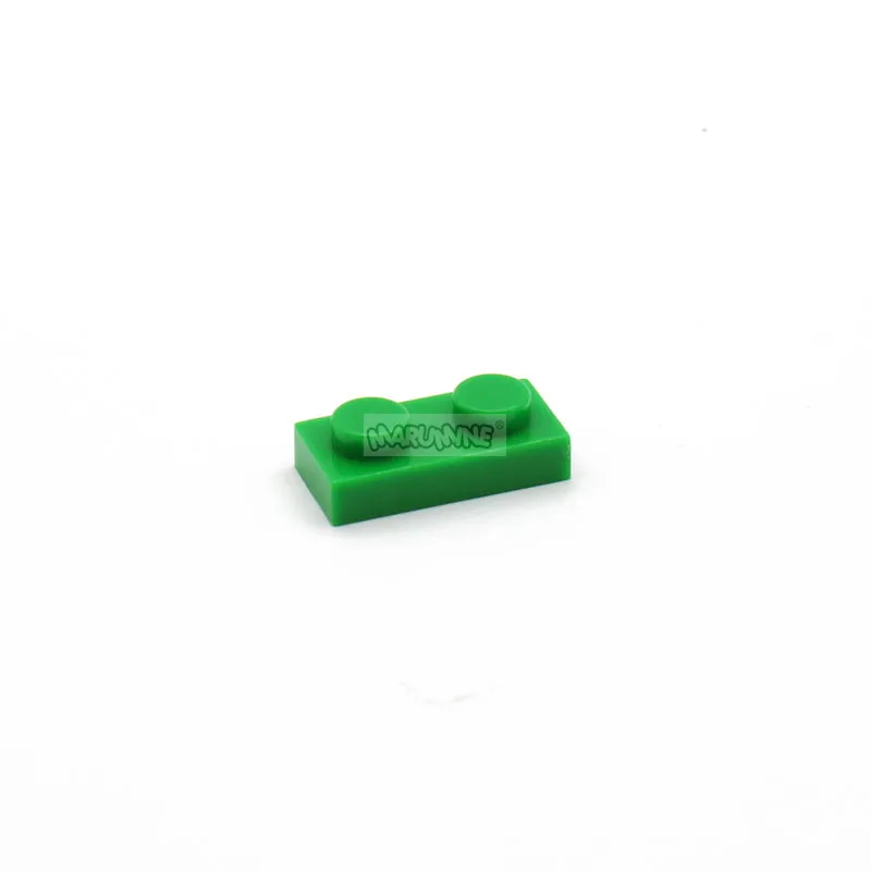 MARUMINE 1x2 Классические блоки пластины 300 шт. Строительные кирпичи аксессуары оптом части Развивающие Кирпичи игрушки для детей - Цвет: Зеленый