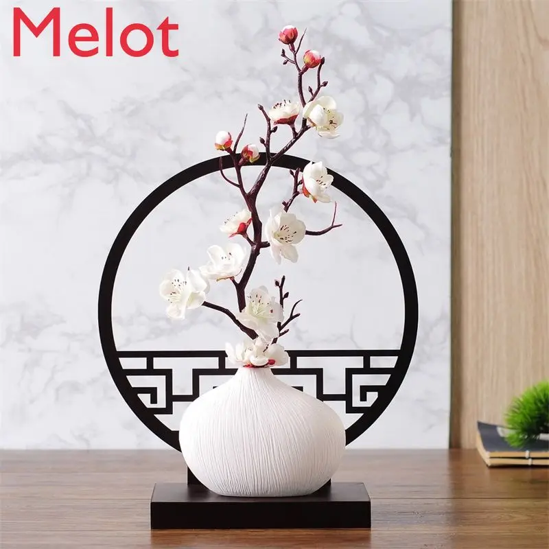 

Chinese Style Decoration Soft Decoration Zen Living Room Study Creative Iron Plum Blossom Decoration