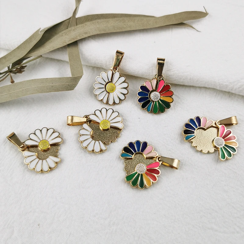 

Wholesale 10PCS Beauty Lady Jewelry Gold Tone Sunflower Great Enameled Daisy Shape Alloy Charm Necklace Pendants Jewelry Crafts