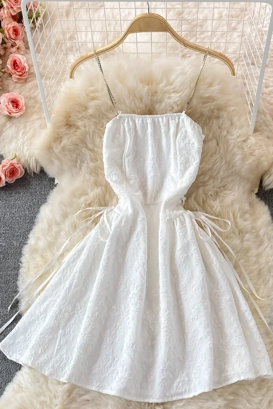 

2021 new summer French Platycodon suspender dress with high waist and thin temperament