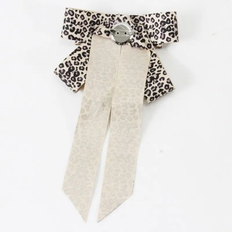 

Women Layered Ribbon Bowknot Brooch Pin Luxury Glitter Rhinestone Jewelry Decor Leopard Printed Collar Shirt Dress Jewelry